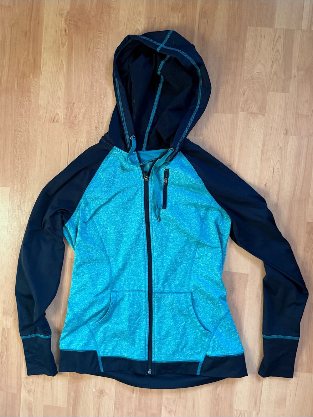 Women’s Lightweight Hooded Jacket
